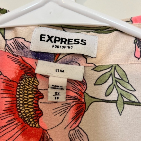2/$30 Express - Floral Button Down Long Sleeve Blouse - Picture 5 of 7